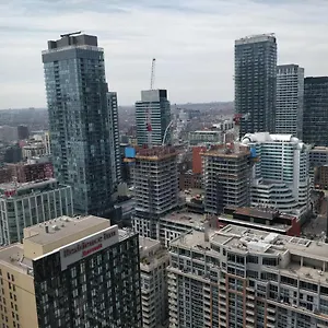 Entertainment District, Downtown - 300 Front 1 Bed 1 Bath, City View Apartment Toronto